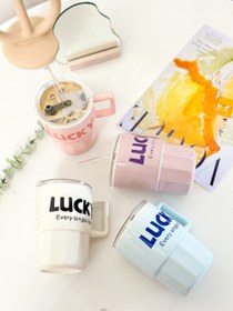 تصویر ماگ اسموتی لاکی 