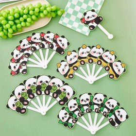 تصویر بادبزن تاشو طرح پاندا 