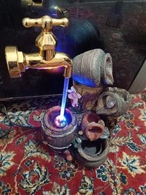 تصویر آبنما کوزه ای 