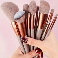 تصویر ست براش ۱۳ تیکه با کیف 