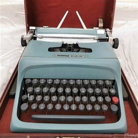 تصویر ماشین تایپ olivetti studio 44 فارسی تمیز سالم 