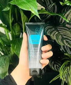 تصویر شوینده صورت زغال و خاک رس 125 میل بادی شاپ Body Shop Charcoal And Clay Face Wash 125 ml