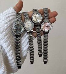 تصویر ساعتمچی دخترانه هانگری گرد دور نگین کد ۲ 