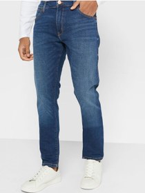 تصویر شلوار جین فیت مستقیم با رنگ شستشوی متوسط برند wrangler Mid Wash Straight Fit Jeans