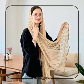 تصویر شال توری گل دار 