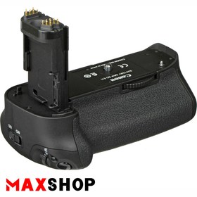 تصویر گریپ BG-E11 برای دوربین کانن 5D Mark III BG-E11 Grip for Canon 5D Mark III