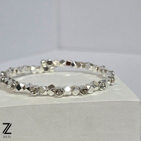 تصویر بنگل نگین دار کد ۱۰۴۸ 