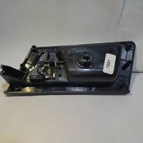 تصویر دستگیره داخلی دنا جلو چپ 