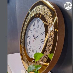 تصویر ساعت دیواری چوبی آینه ای پینار ترکیب هنر و ظرافت در خانه شما Pinar Mirror Wooden Wall Clock Combine Art and Elegance in Your Home