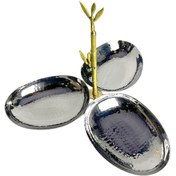 تصویر ظرف سرو استیل چکش‌کاری سه‌خانه بیضی با دسته برنجی طرح بامبو - سایز بزرگ 