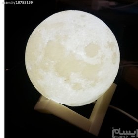 تصویر چراغ خواب طرح ماه 