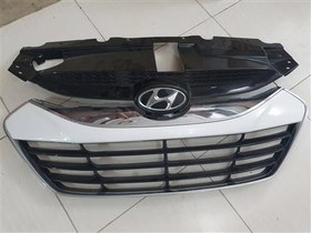 تصویر جلو پنجره هیوندا توسان ix35 اورجینال Hyundai 