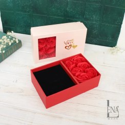 تصویر باکس هدیه گل 6 تایی – ولنتاین 