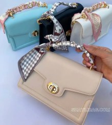 تصویر کیف بچگانه دخترانه طرح LV با کمر چرم مصنوعی 