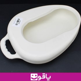 تصویر لگن زیر بیمار جنس پلاستیکی دسته دار بدنه مقاوم 