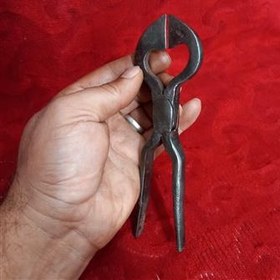 تصویر انبر قندشکن کوچک قدیمی 