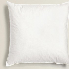 تصویر بالش سفید پر دار نرم و راحت از برند زارا 