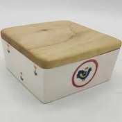 تصویر شکلات خوری سرامیک طرح طاووس با در چوبی 