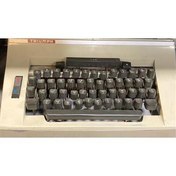 تصویر دستگاه تایپ قدیمی 