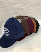 تصویر کلاه بیسبالی مخمل کبریتی طرح تنیس 