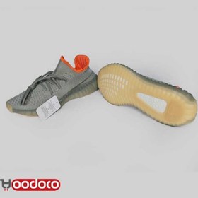 تصویر آدیداس یزی بوست ۳۵۰ وی۲ طوسی داخل نارنجی Adidas yeezy boost 350 v2 grey orange inside 