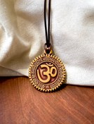 تصویر گردنبند اُم 