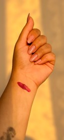 تصویر رژگونه lilac bloom 