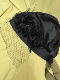 تصویر توربان مشکی گل حریر 