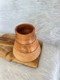 تصویر کاسه هرمی چوبی 