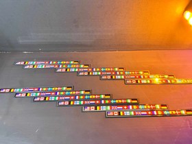 تصویر آرم ردیفی پرچم 