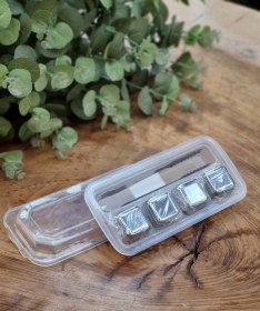 تصویر یخ مکعبی استیل 