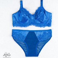 تصویر ست لباس زیر زنانه گیپور مشکی طراحی ظریف 