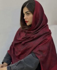 تصویر شال زرشکی طرح پتینه 