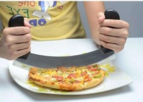 تصویر پیتزا بر و چاقو ساطوری 