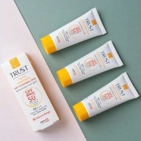 تصویر کرم ضد آفتاب رنگی تراست SPF 50 حجم 40 میل 