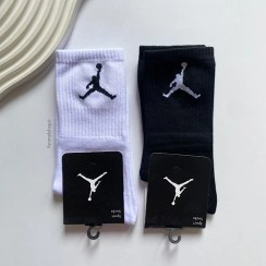 تصویر جوراب ساقدار جردن سفید و مشکی 