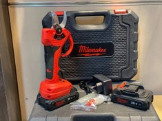 تصویر قیچی شارژی 36 ولت دو باطری طرح میلواکی MILWAUKEE مدل 36V