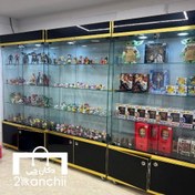 تصویر ویترین شیشه ای های گلاس مشکی کمددار 