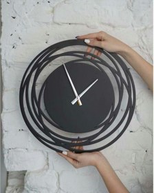 تصویر ساعت دیواری فلزی هلالی کدs01 Wall clock