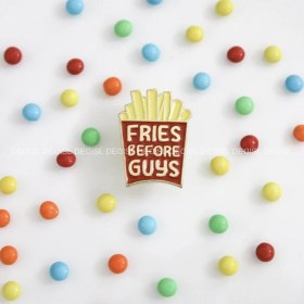 تصویر پین سیب‌زمینی fries before guys - کد179 