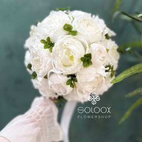 تصویر دسته گل عروس برگ و پیونی 