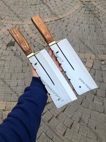 تصویر ساطور آهن بر 