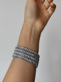 تصویر گردنبند و دستبند تنیسی 