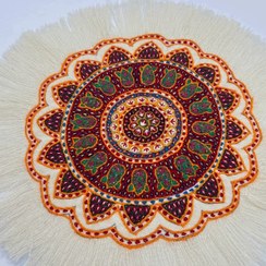 تصویر رومیزی پته دوزی مدل زنبق رنگ سفید 25 سانتی 