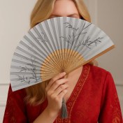 تصویر بادبزن چوب و پارچه 