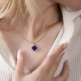 تصویر آویز ونکلیف سرمه ای 43 