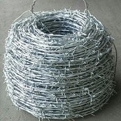 تصویر سیم خاردار خطی گالوانیزه 