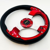 تصویر فرمان اسپرت مومو گرد 