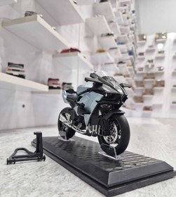 تصویر کاوازاکی Z1000 ویلی 1:18 - سبز Kawasaki Z1000