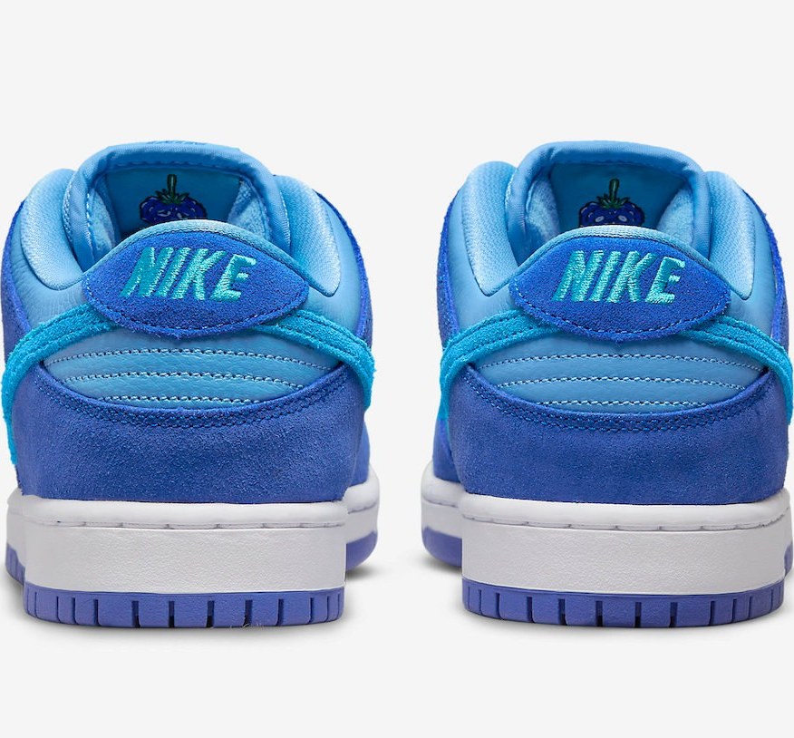 خرید و قیمت نایک اس بی دانک بلوبری Nike SB Dunk Low Blue Raspberry | ترب